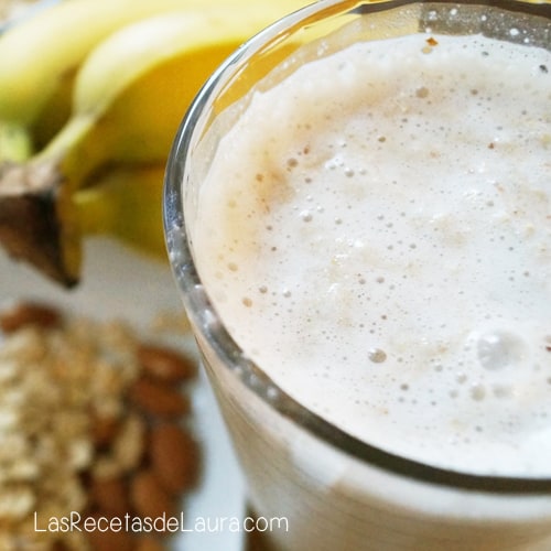 LICUADO DE PLÁTANO CON AVENA