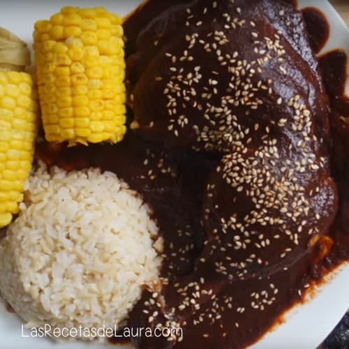 Mole Poblano | Las recetas de Laura