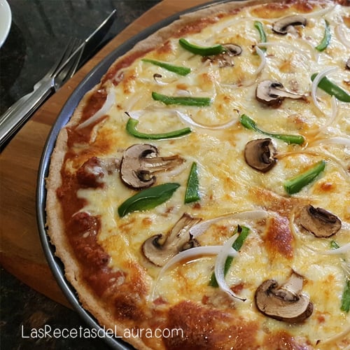 Pizza Casera Saludable con Harina integral - las recetas de laura