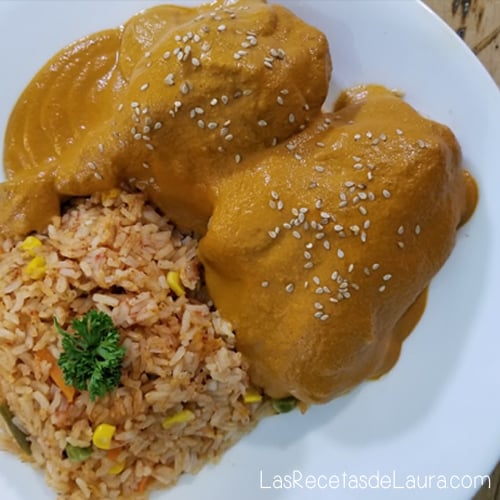 POLLO AL PIPIÁN POLLO AL PIPIÁN