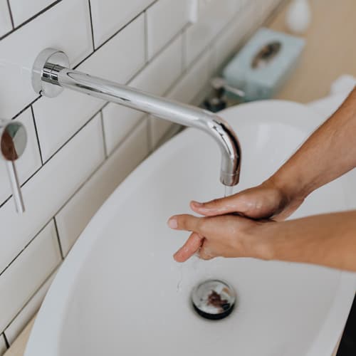 lavarse las manos es importante para evitar el coronavirus