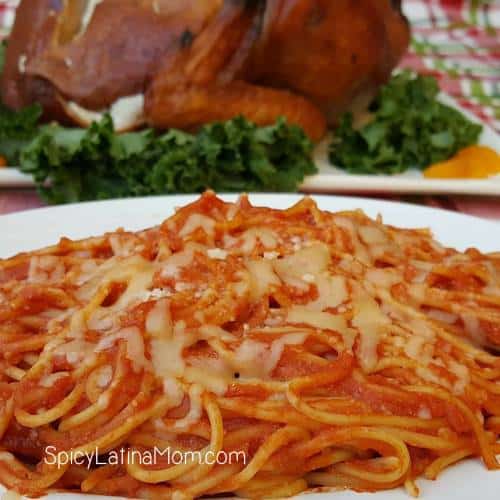 Spaghetti with tomato sauce - spicy latina mom