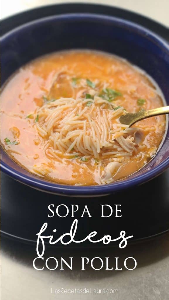 sopa de fideos con pollo