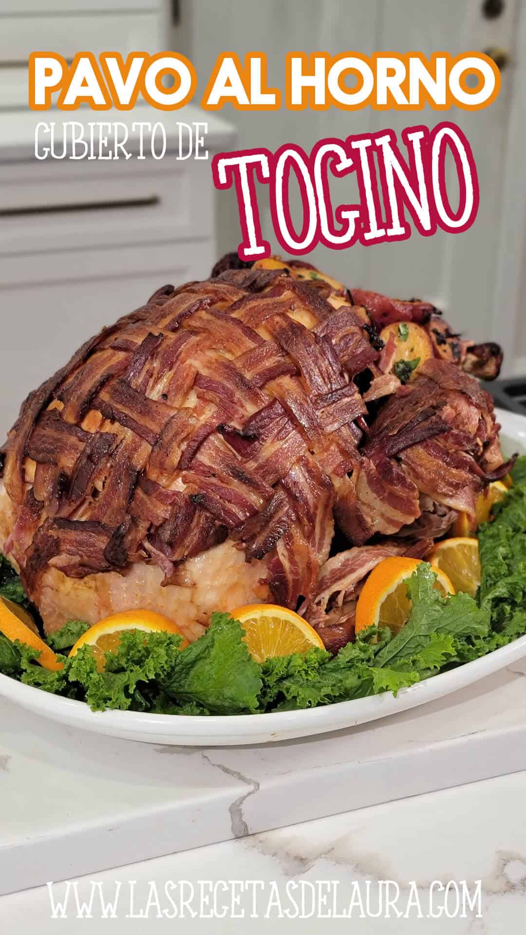 pavo cubierto de tocino