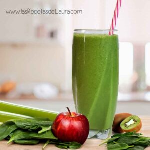 Jugo verde para limpiar el colon