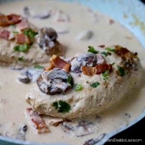 pollo a la crema de champiñones