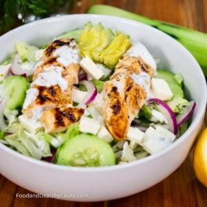 Ensalada de Pollo Alta en Proteína